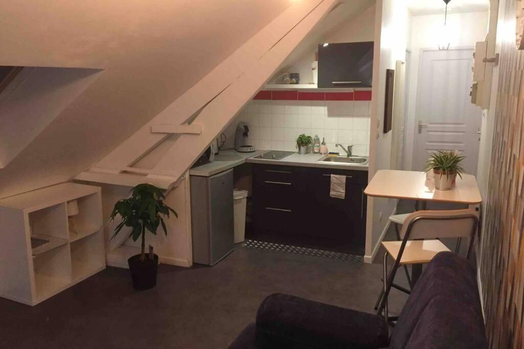 Apartment Cosy - Proche Toutes Commodites Annoeullin